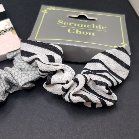 abstract stripe chiffon scrunchie bundle - Picture 4 of 4
